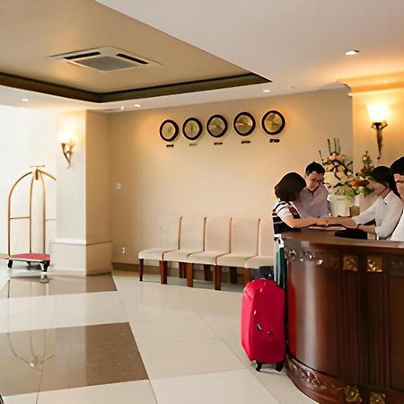הו צ'י מין סיטי White Lion Hotel מראה חיצוני תמונה
