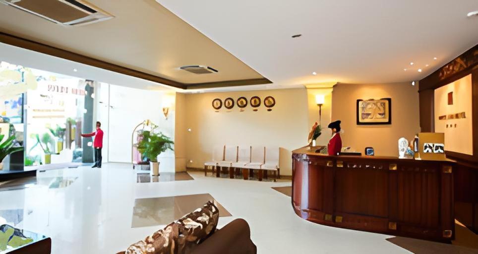 הו צ'י מין סיטי White Lion Hotel מראה חיצוני תמונה