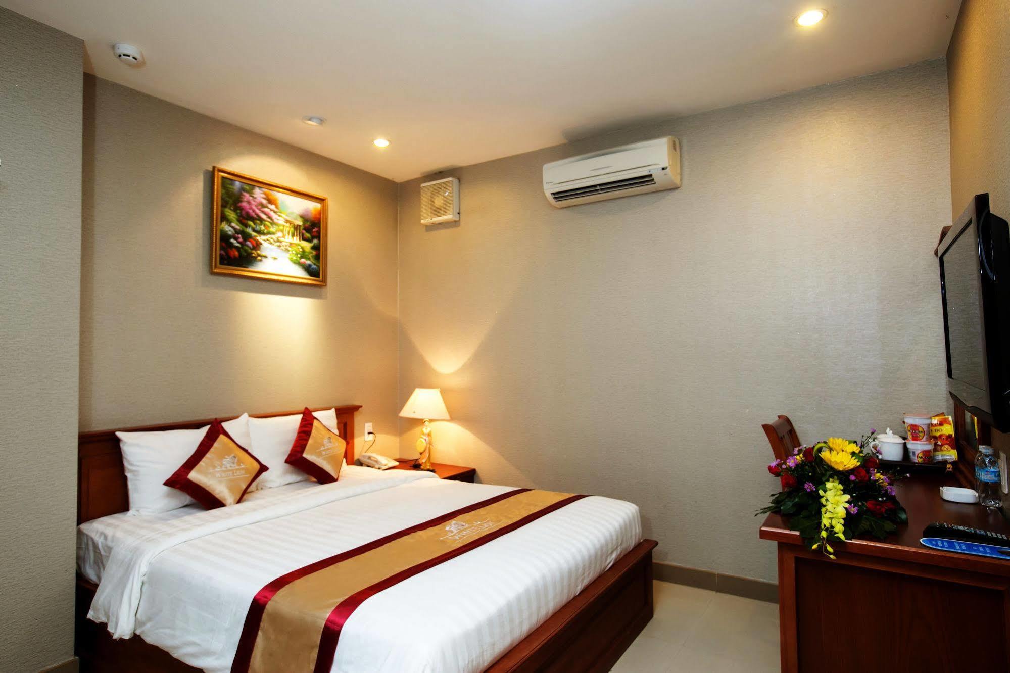 הו צ'י מין סיטי White Lion Hotel מראה חיצוני תמונה