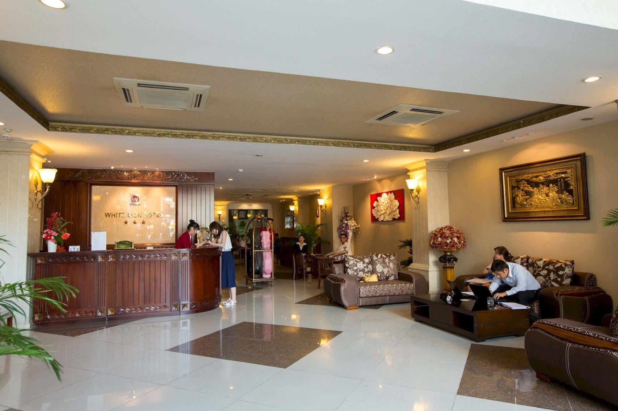 הו צ'י מין סיטי White Lion Hotel מראה חיצוני תמונה